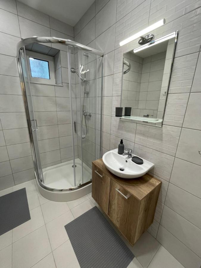 Apartmany Herc ヤーヒモフ エクステリア 写真