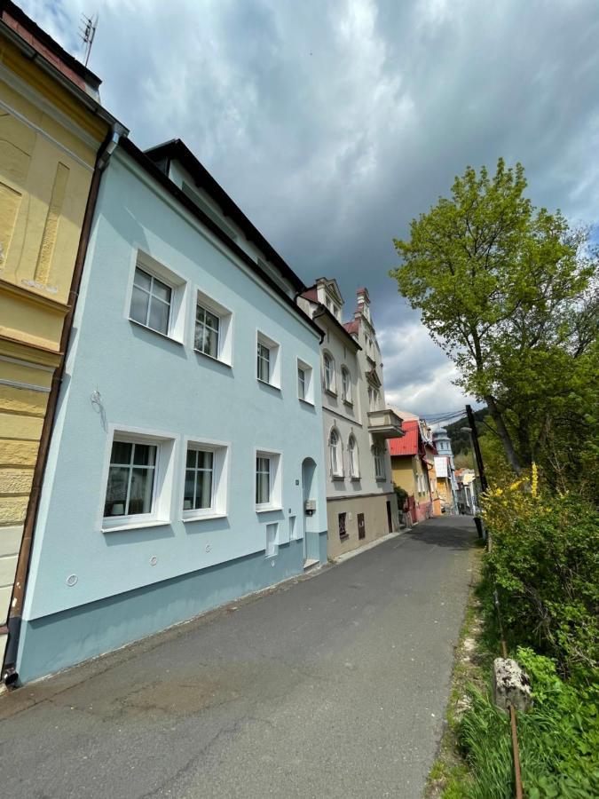 Apartmany Herc ヤーヒモフ エクステリア 写真